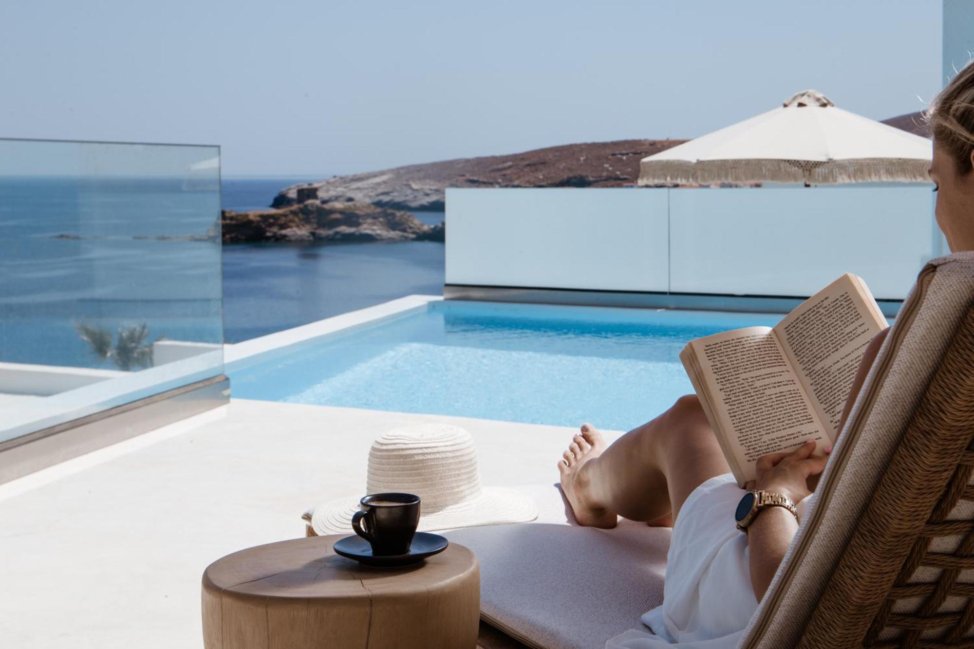 Golden Vista, Beachfront Suites By Explore Andros Exterior photo