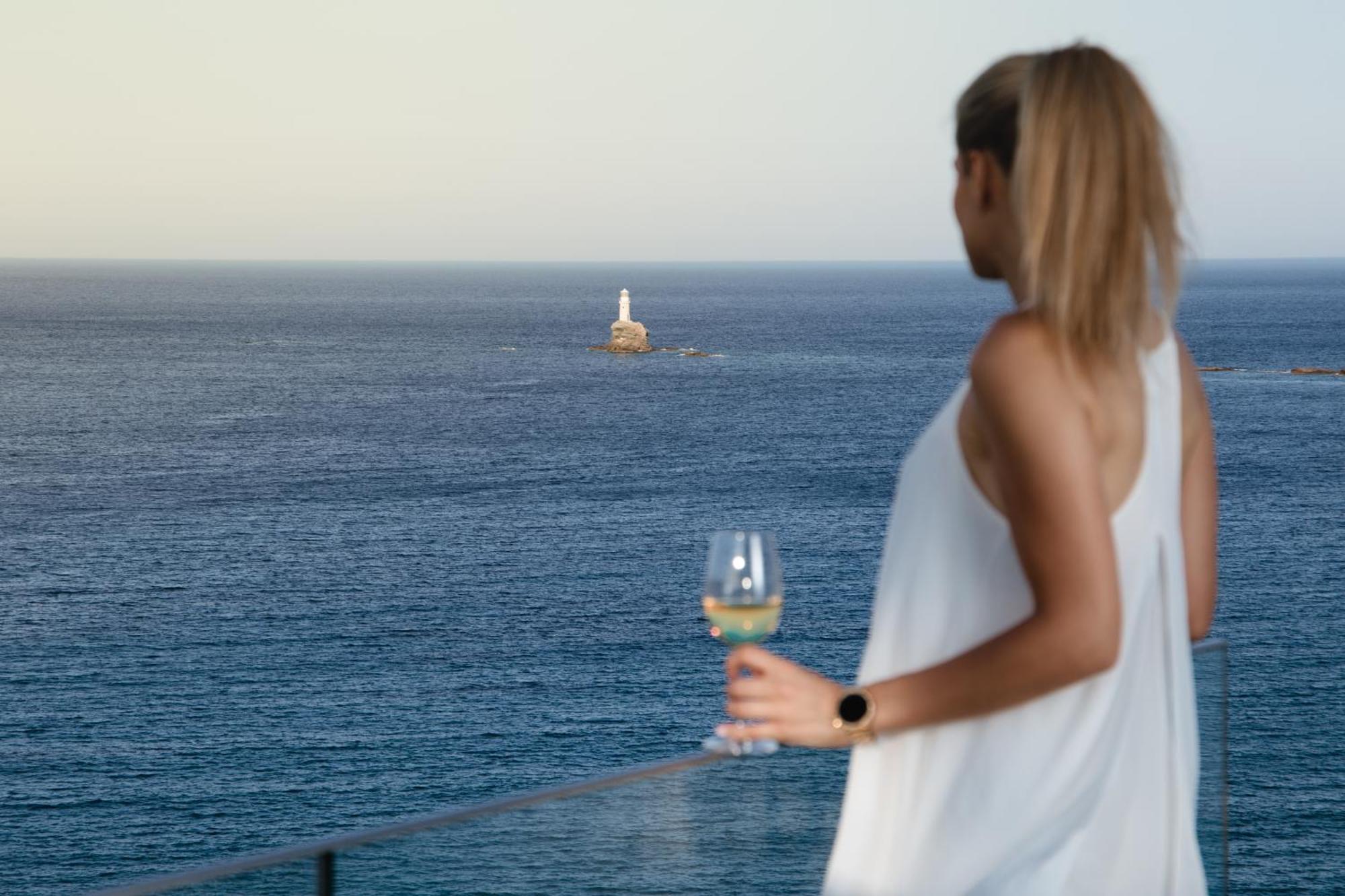 Golden Vista, Beachfront Suites By Explore Andros Exterior photo