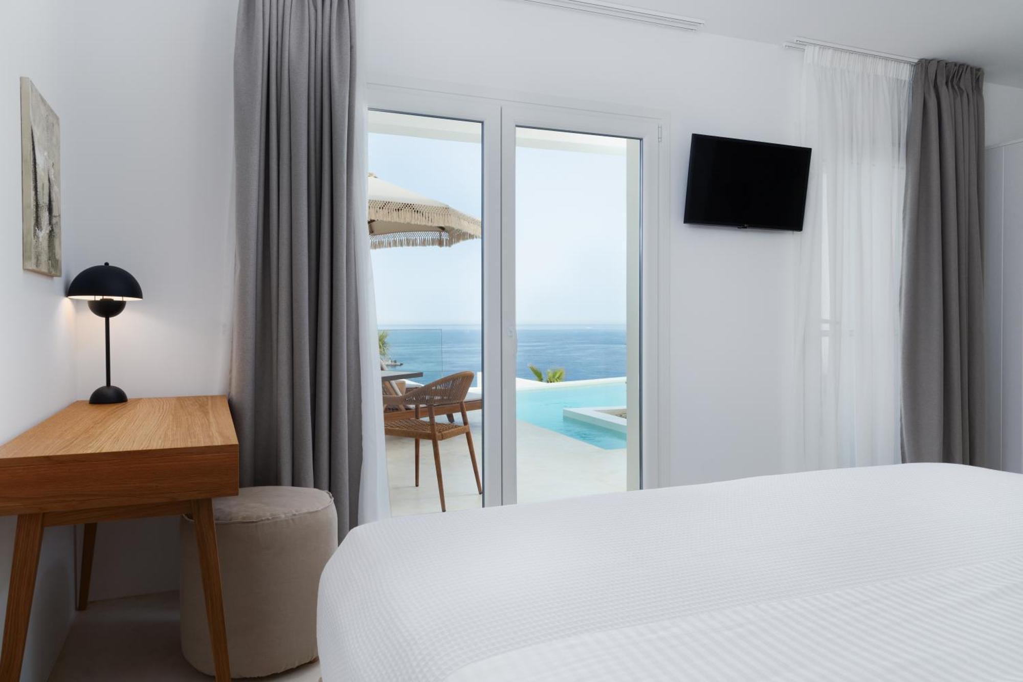 Golden Vista, Beachfront Suites By Explore Andros Exterior photo